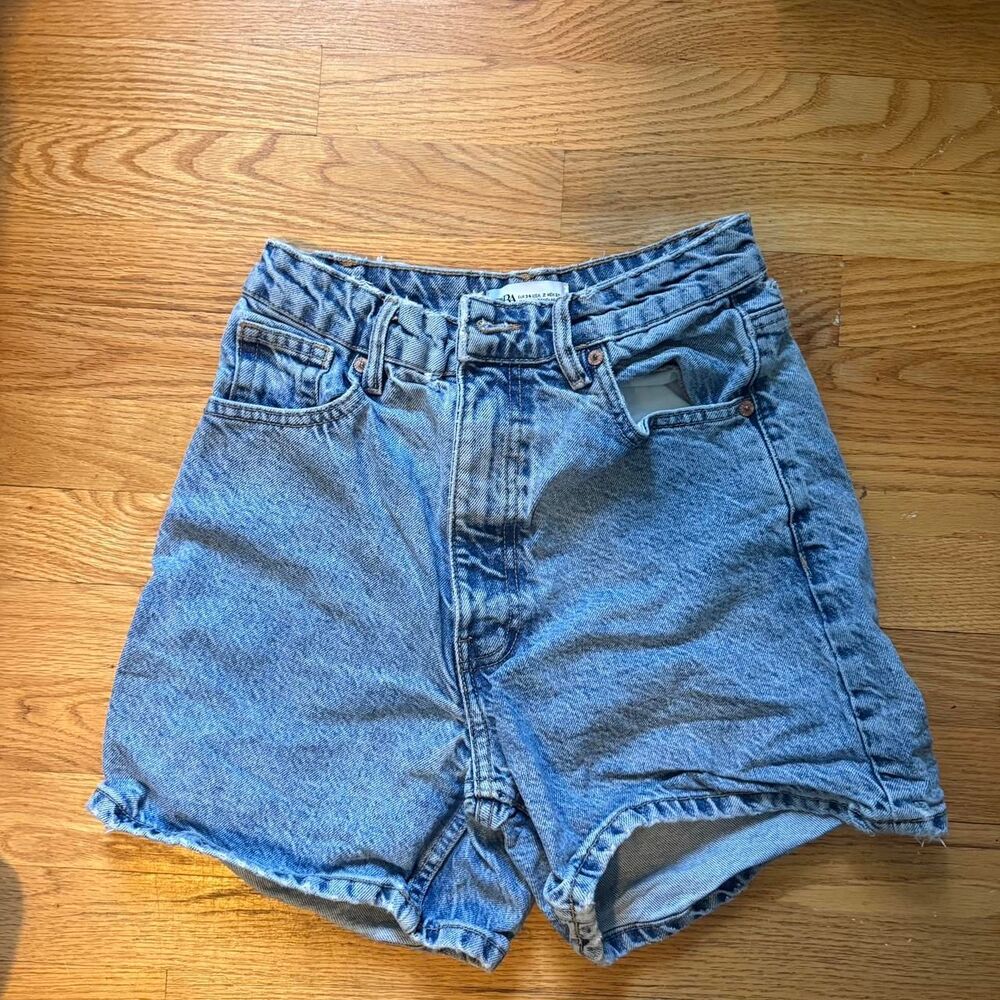 Zara Women's Blue Shorts